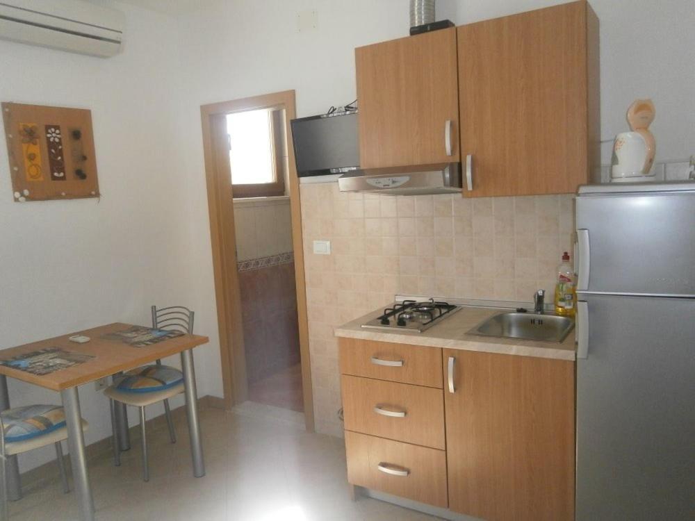 Apartments With A Parking Space Igrane, Makarska - 13535 Habitación foto